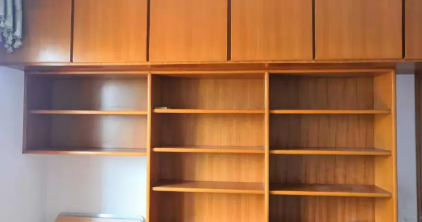 火龙岗粮站住宿楼小区