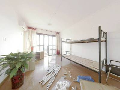 鹰都花苑 3室2厅1卫 2,000元/月 南北通透,采光充足