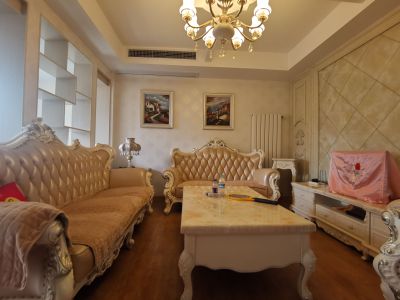 剑桥公馆2房2厅1卫南精装真实好房