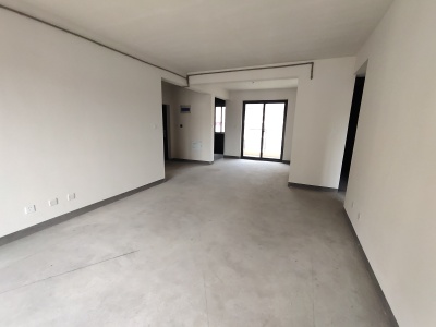 华仑熙华府 3室2厅1卫 700.0元/月 南北通透,三证齐全,满两年