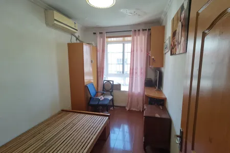 江城国际瑞华苑 2室2厅1卫 1,200元/月 南北通透