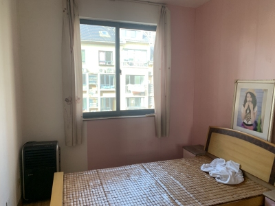 绿地4号地块南区(凯旋豪庭) 2室2厅1卫 1,300元/月 采光充足