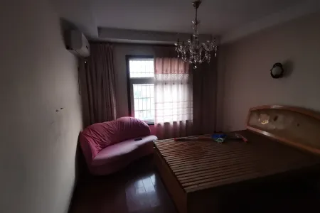 金鑫花园 2室1厅1卫 850元/月 南北通透,采光充足