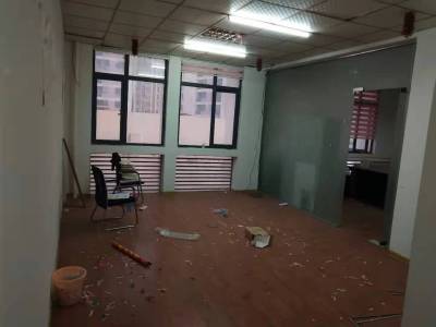 南北通透,次新小区,黄金地段,楼层好,采光很棒,性价比高