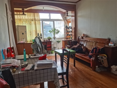 团结一村 2室2厅1卫 60万元 满两年,房产证在手里