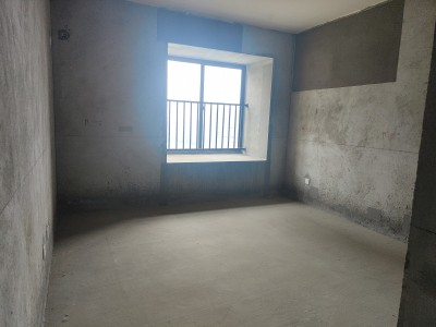 深业华府春天里