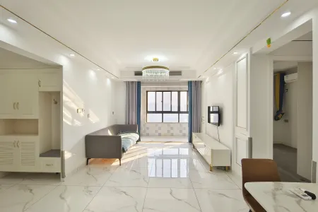 融创玉兰公馆 3室2厅2卫 2300.0元/月 家电齐全,南北通透