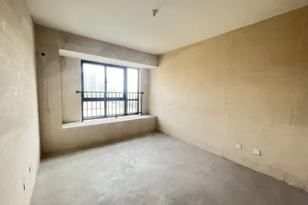 昌建融创枫丹壹号 3室2厅2卫 1000.0元/月 南北通透,三证齐全