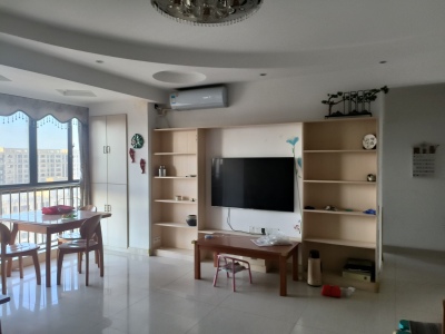 东城豪庭3室2厅1卫南精装真实好房