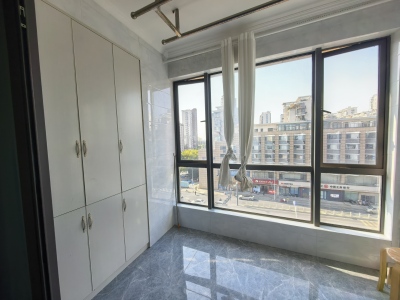 伟星金域蓝湾天街