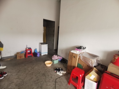 大圣小区 3室2厅1卫 1,800元/月 南北通透