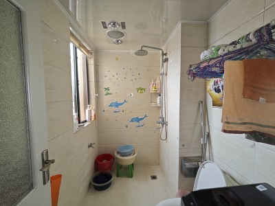 东方龙城湛露苑