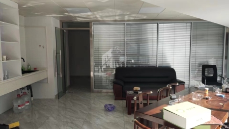 苏宁环球写字楼 3室2厅1卫 90万 性价比高