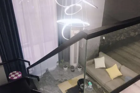 中央城学府金座一房南豪装真实好房