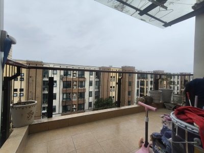 凤凰城北岛翡翠居