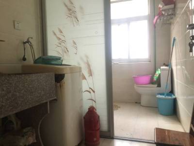龙湖商贸城