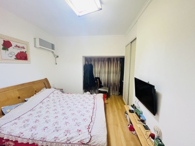 融汇锦江D区 3室2厅1卫 108万元 南北通透,学区房,好景观,家电齐全
