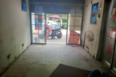 草城新村商业街店铺南毛坯真实好房