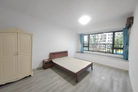 伟星国宾台 3室2厅2卫 4700.0元/月 南北通透