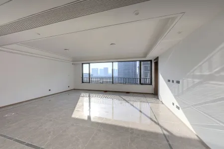 铂悦滨江 3室2厅2卫 2,200元/月 性价比高