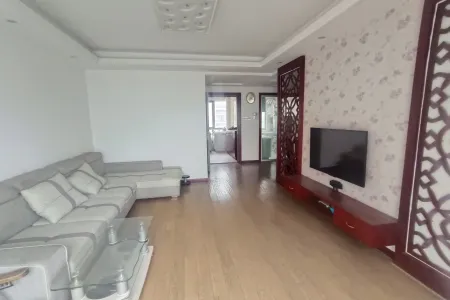 柏庄丽城 3室2厅1卫 130万元 满五年,唯一住房,南北通透,学区房,采光充足