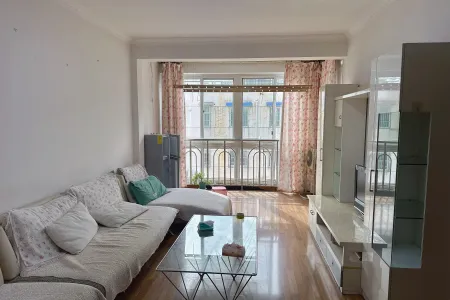 新时代商业街 2室2厅1卫 1,600元/月 南北通透