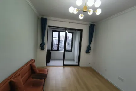 铂悦滨江 3房2厅1卫 2,400元/月 性价比高