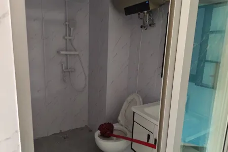 全明户型,黄金楼层,阳光好,地铁口,交通便利,设施齐全