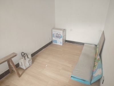 向东村