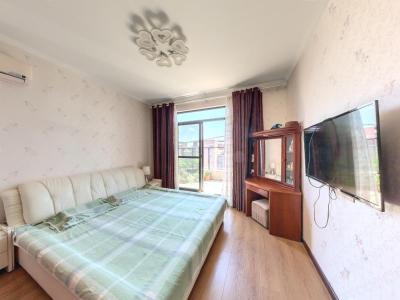 长江湾1号 3室2厅1卫 3,300元/月 南北通透,业主急售,有电梯