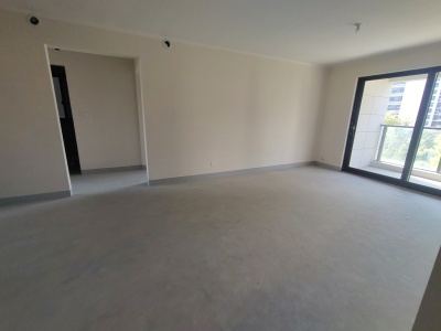 伟星政务壹号 4室3厅2卫 175万 南北通透,业主急售,性价比高