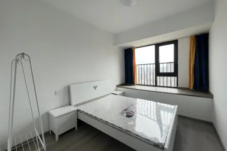 雅旭新乐府 3室2厅2卫 2,500元/月 南北通透,学区房,采光充足