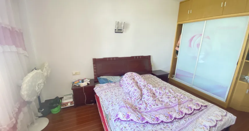 中沟小商品市场