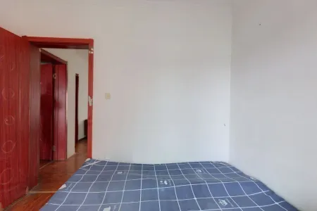 中央城F区 3室2厅1卫 1,800.0元/月 南北通透