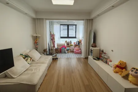 伟星蔚蓝海岸 2室2厅1卫 118万 采光充足,三证齐全,房产证在手里