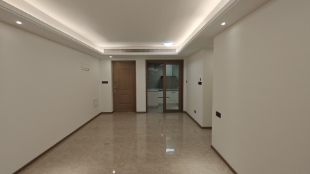 星河万里 3室2厅1卫 2,200元/月 性价比高,南北通透