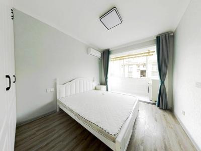 芜宁路 2室2厅1卫 2,000元/月 南北通透,业主急售,学区房,好景观,家电齐全