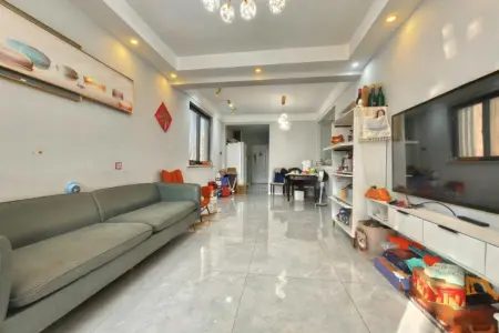 柏庄观邸 3室2厅1卫 1,000元/月 采光充足