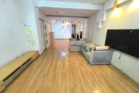 澳然天成 3室2厅1卫 1,600元/月 南北通透,采光充足,满两年