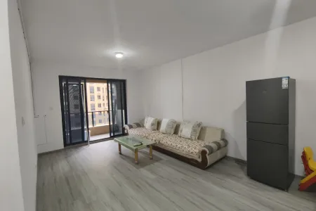 兆通大观花园 3室2厅1卫 1,600元/月 视频房,满两年