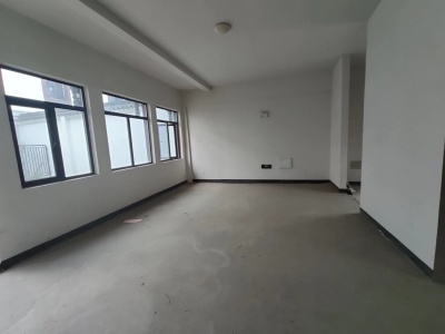 新华联鸠兹古镇