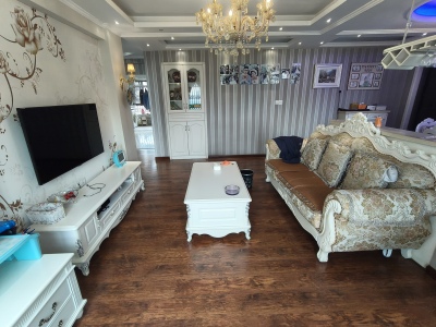 三潭音悦 3室2厅1卫 75.8万 南北通透