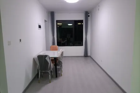 伟星印长江 3室2厅2卫 2700.0元/月 南北通透