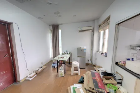 松韵园 2室2厅1卫 1,600元/月 南北通透,采光充足,三证齐全