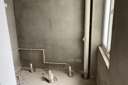 龙湖新城一期B区 2室2厅1卫 600元/月 南北通透,三证齐全,采光充足