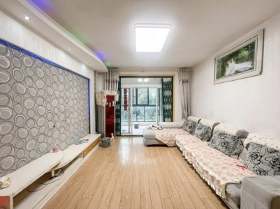 凤凰城南岛白桦轩 2室2厅1卫 55万 南北通透