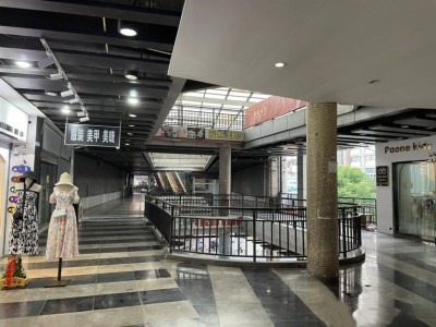 融汇中江广场东区门面