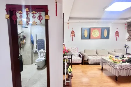 鸿瑞熙龙湾 2室2厅1卫 1,800元/月 性价比高,家电齐全,降价房