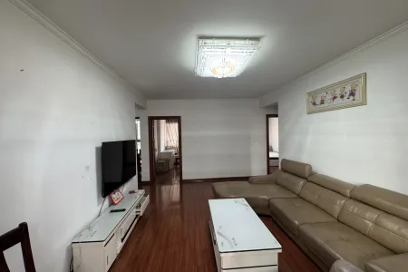 张家山领秀城 3室2厅1卫 133万 南北通透,拎包入住