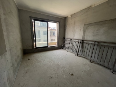 中梁国宾府（别墅）